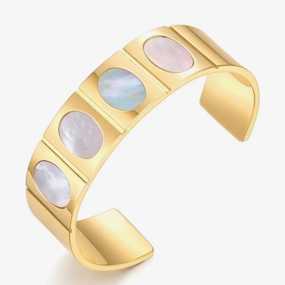 SAHIRA Cuff Bracelet Dahlia Mother of Pearl